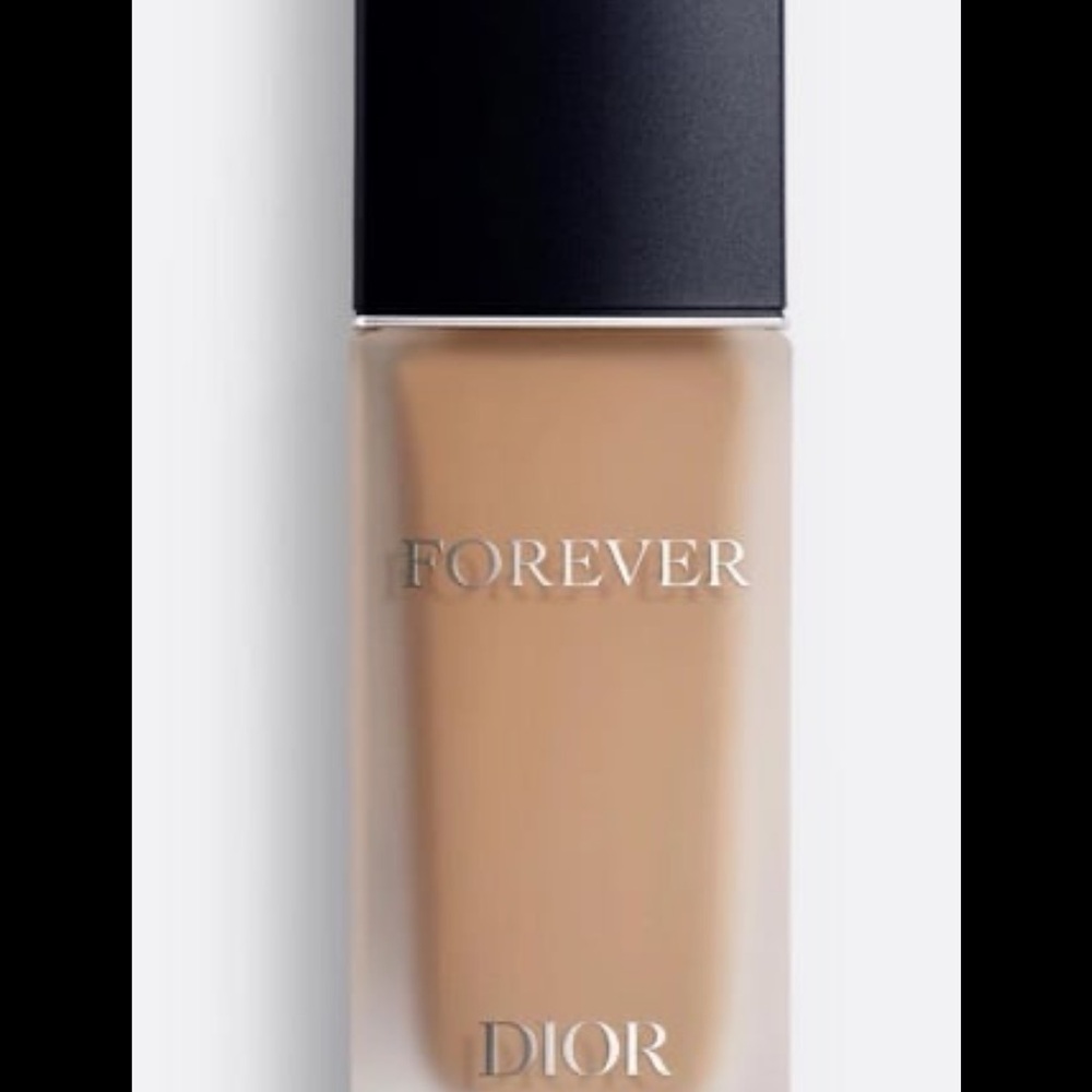 Dior Forever Foundation - 2.5N new no box